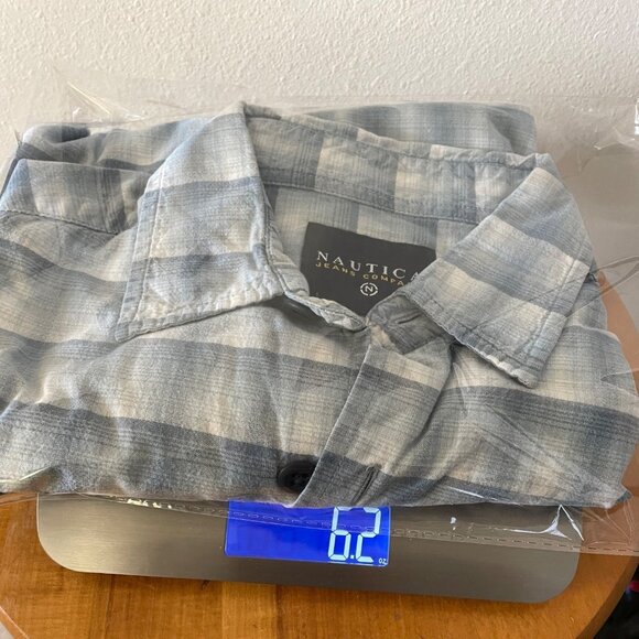 Nautica Jeans Co Mens Plaid Short Sleeved Button Down Shirt size S with Pocket - Picture 7 of 7